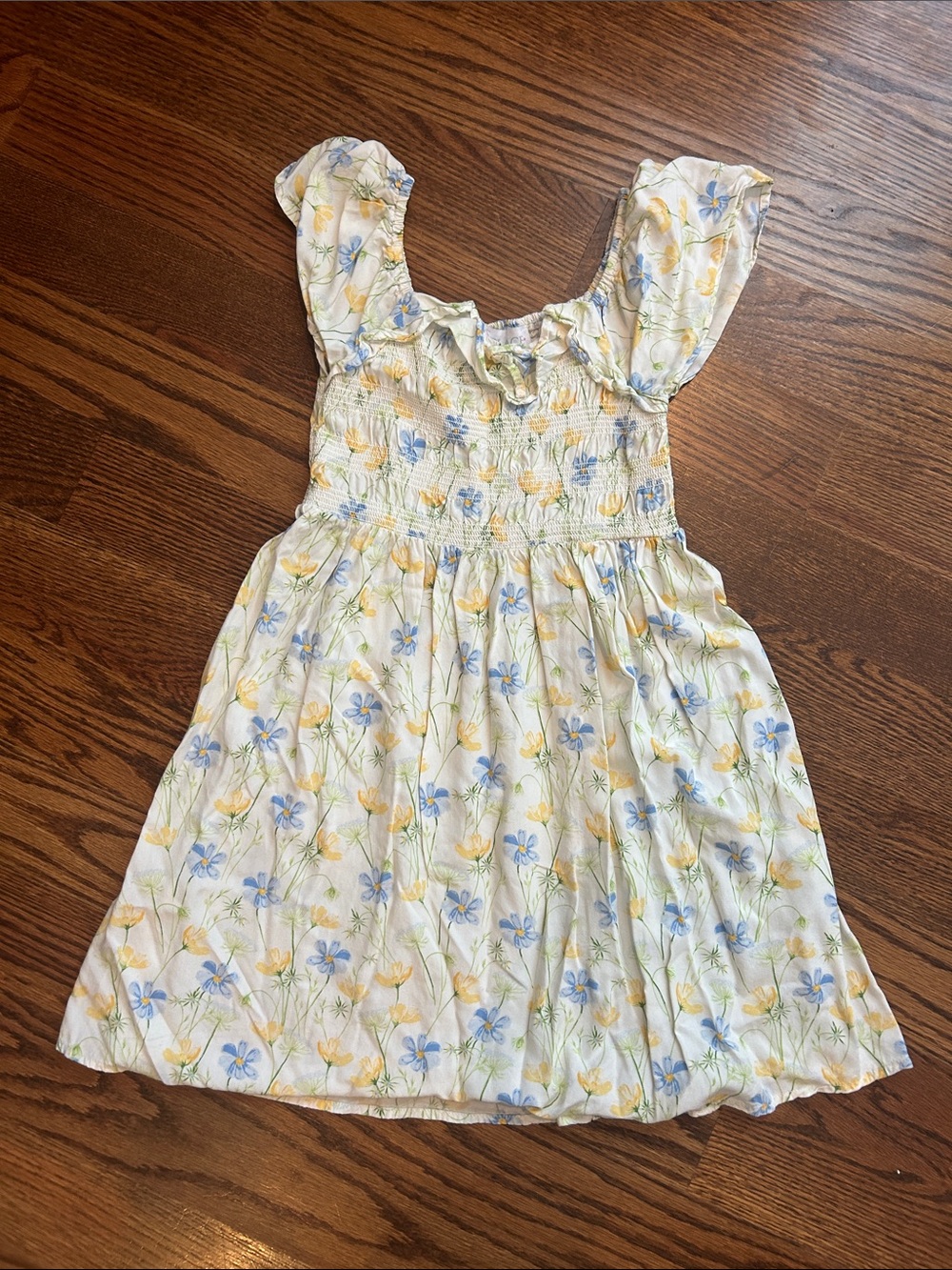 The Children's Place Cream Floral Smocked Sundress Blue & Yellow Flowers- 10/12